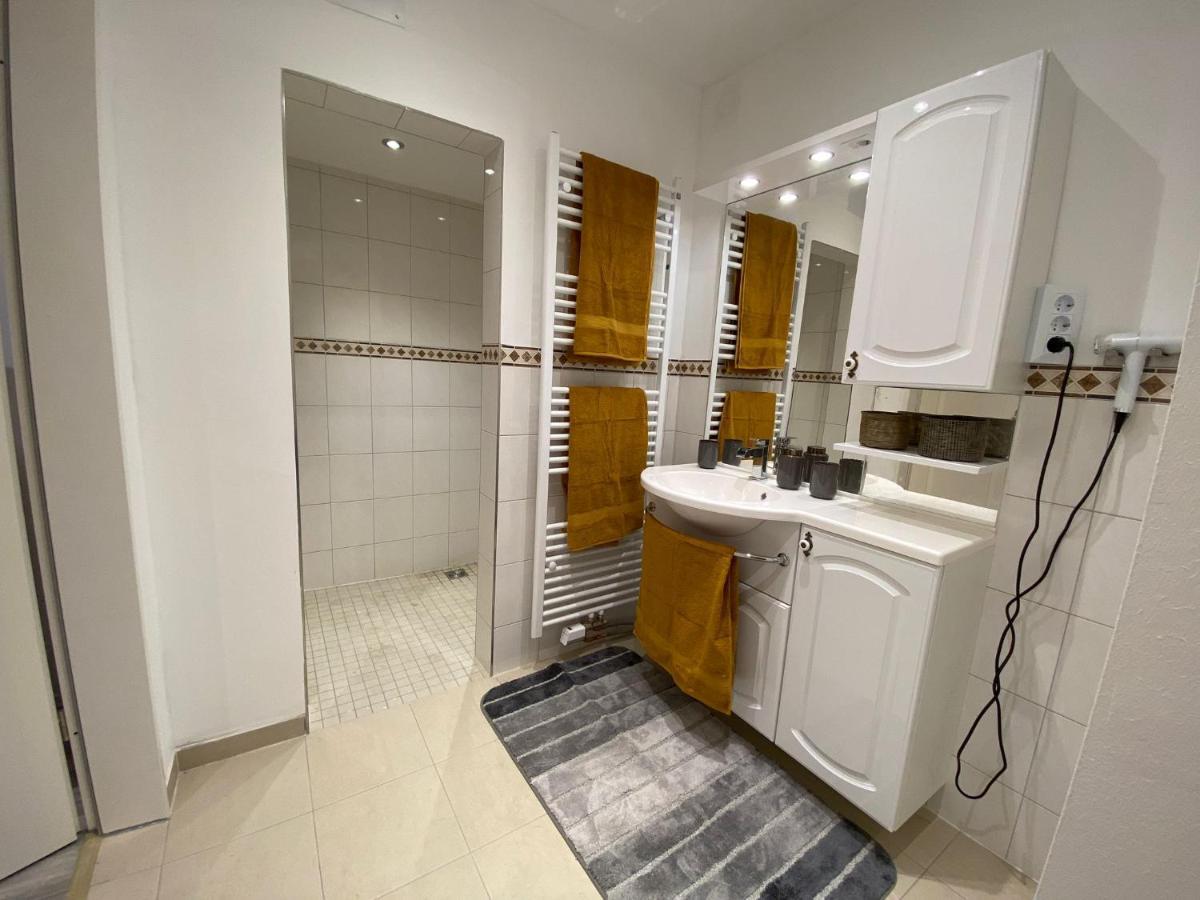 Ferienwohnung Gulfhaus, Mit Sauna Und Grossem Garten Apen Екстериор снимка